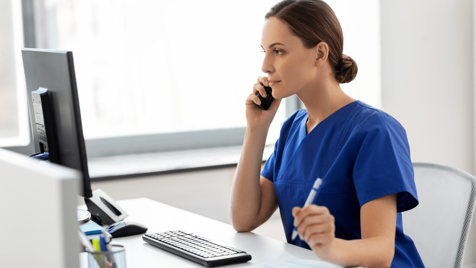 How Can a Dentist Phone System Help You Retain Patients?